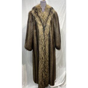 long hair beaver coat w/ fin raccon tux (34121)